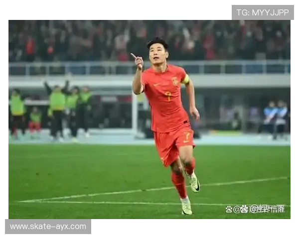 中国足球球星二代的崛起与挑战他们继承父亲荣耀的故事 中国足球球星二代的崛起与挑战他们继承父亲荣耀的故事