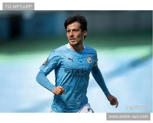 足球明星退役年龄分析 多数球员退役的最佳时机与原因探讨